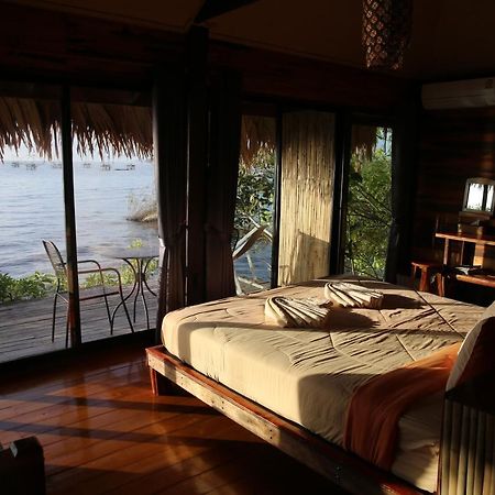 Wetlandcamp บ้านชายเล Phatthalung Bagian luar foto