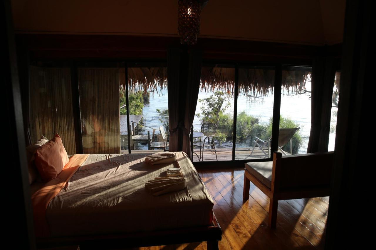 Wetlandcamp บ้านชายเล Phatthalung Bagian luar foto